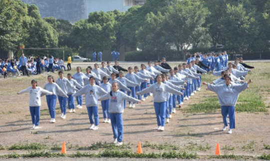 連州市職業(yè)技術(shù)學(xué)校、連州技工學(xué)校舉辦2019年廣播操比賽708.png